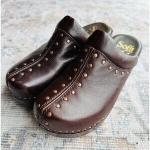 New Sofft Womens Slip Resistant Leather Clogs 7 M Studded Mule Slip On Brown